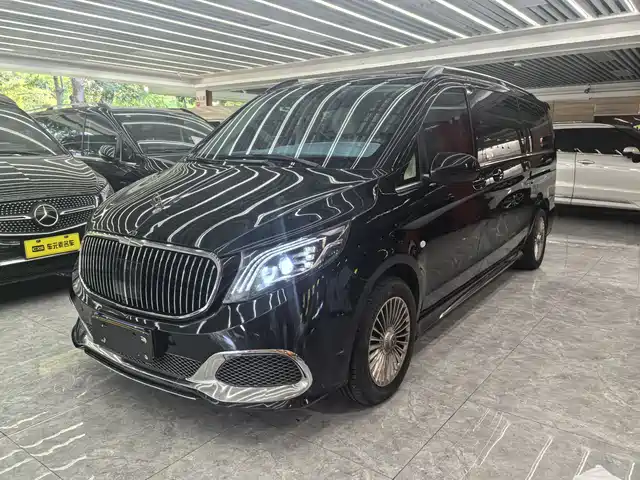 Mercedes-Benz Vito Vito 2023 2.0t Business Edition 7 Seats — фото