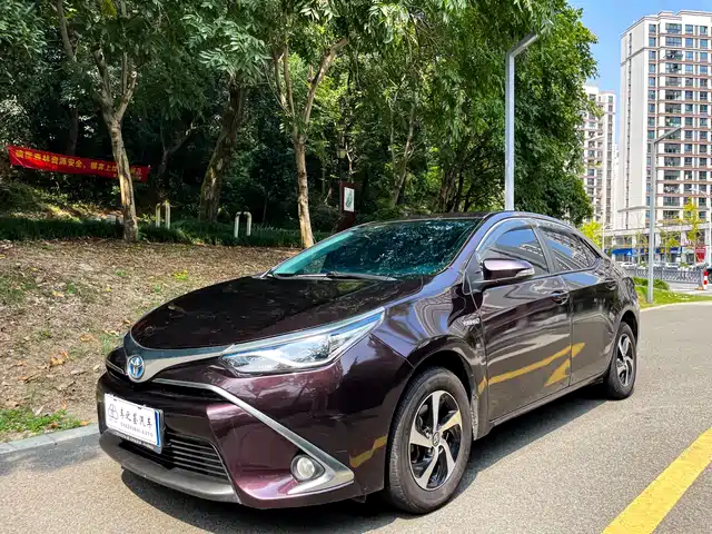 Toyota Lei Ling Ralink 2017 Facelift Dual Engine 1.8h Gs E-Cvt Elite Sunroof Version National V