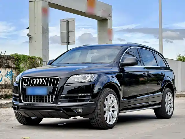 Audi Audi Q7 Audi Q7 2014 35 Tfsi Enterprising — фото