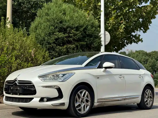 Ds Ds 5 Ds 5 2013 1.6t Elegant Version Thp160