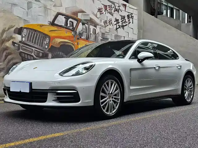 Porsche Panamera Panamera 2017 Panamera 4 Executive Extended Edition 3.0t — фото
