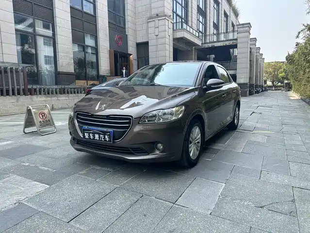 Peugeot Peugeot 301 Peugeot 301 2014 1.6l Automatic Luxury Version