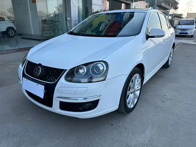 Volkswagen Sagitar Sagitar 2011 1.8tsi Automatic Champion Edition — фото