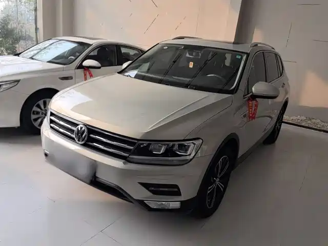 Volkswagen Tiguan L Tiguan L 2019 Facelift 330tsi Automatic Two-Wheel Drive Panoramic Comfort Version National Vi
