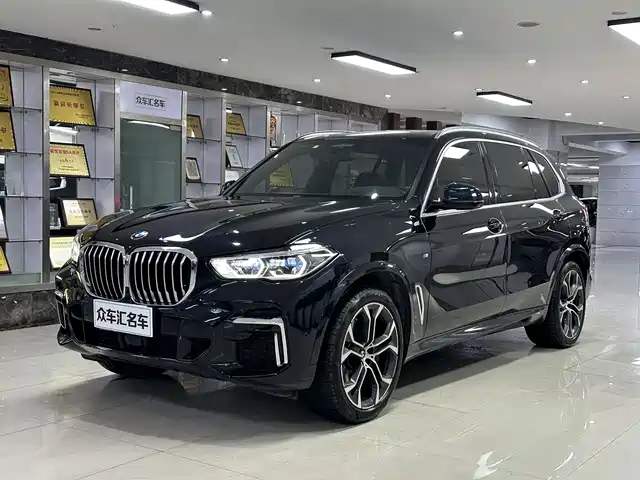 Bmw Bmw X5 Bmw X5 2022 Facelift Xdrive 40li Exclusive M Sports Package — фото