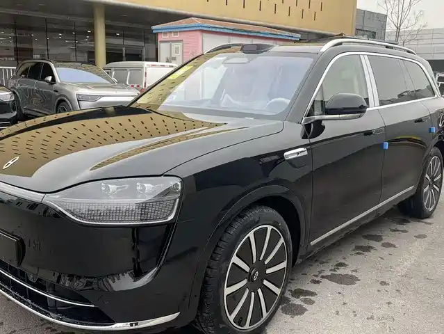 Aito Asks The World Wenjie M9 Wenjie M9 2025 Extended Range Ultra Version 52kwh 6-Seater Version