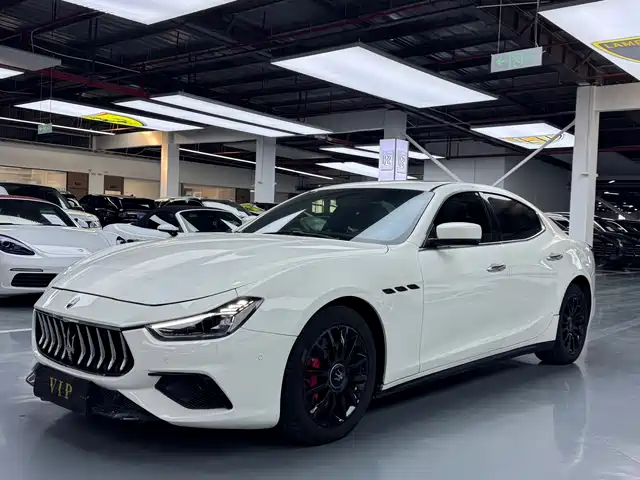 Maserati Ghibli Ghibli 2014 3.0t Standard Edition — фото