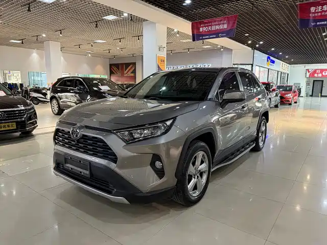 Toyota Rav4 Rongfang Rav4 Rongfang 2021 2.0l Cvt Two-Wheel Drive Fashion Plus Version — фото