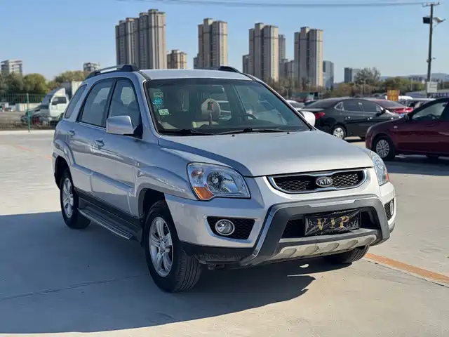 Kia Sportage Sportage 2013 2.0l Automatic Two-Wheel Drive Gls — фото
