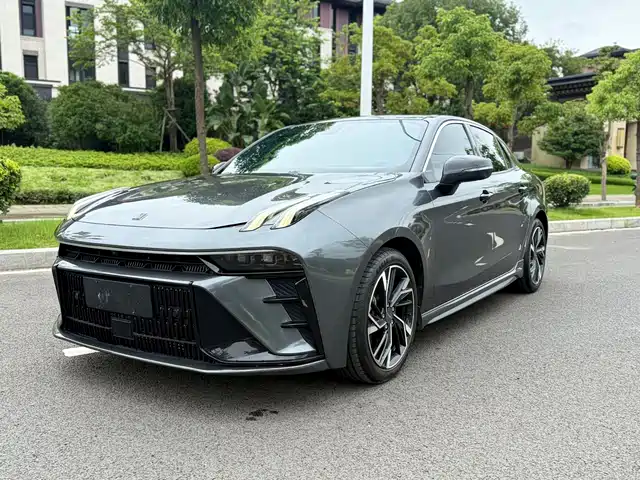 Lynk & Co Lynk & Co 03 Lynk & Co 03 2023 1.5td Dct Pro