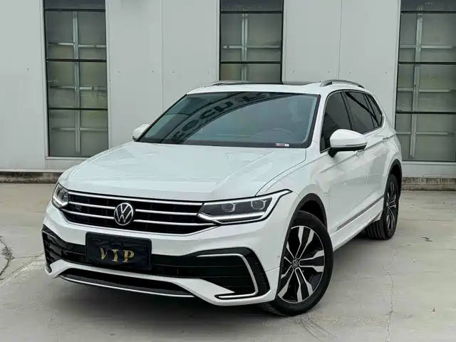 Volkswagen Tiguan L Tiguan L 2024 Outstanding Model 330tsi Automatic Two-Wheel Drive R-Line Longyao Edition — фото