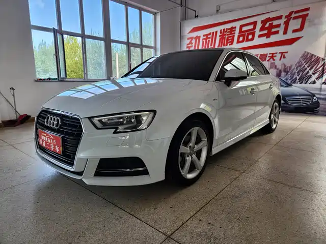 Audi Audi A3 Audi A3 2017 Limousine 35 Tfsi Fashion — фото