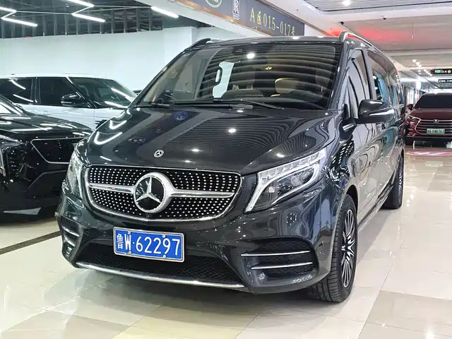 Mercedes-Benz Mercedes Benz V Class Mercedes-Benz V-Class 2020 V 260 L Long Wheelbase Luxury Edition