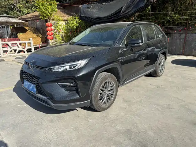 Toyota Willanda Wilanda 2023 Dual Engine 2.5l E-Cvt Four-Wheel Drive Premium Edition — фото