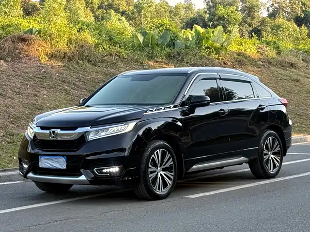 Honda Crown Road Guandao 2017 370turbo Four-Wheel Drive Exclusive Edition