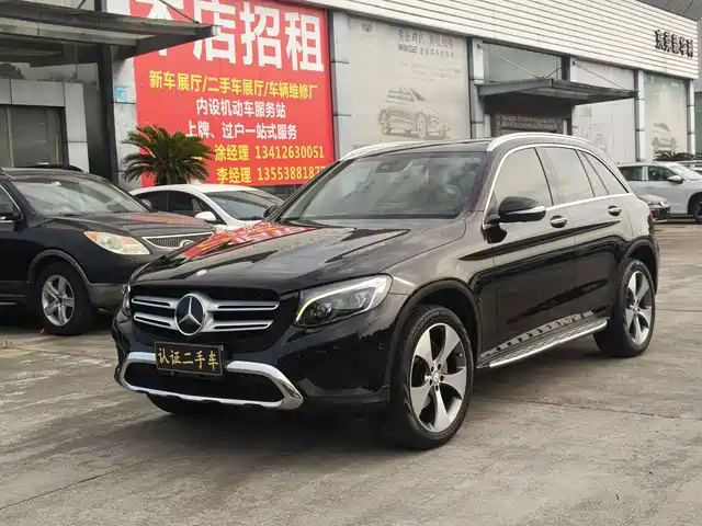 Mercedes-Benz Mercedes-Benz Glc Mercedes-Benz Glc 2016 Glc 300 4matic Luxury Model — фото