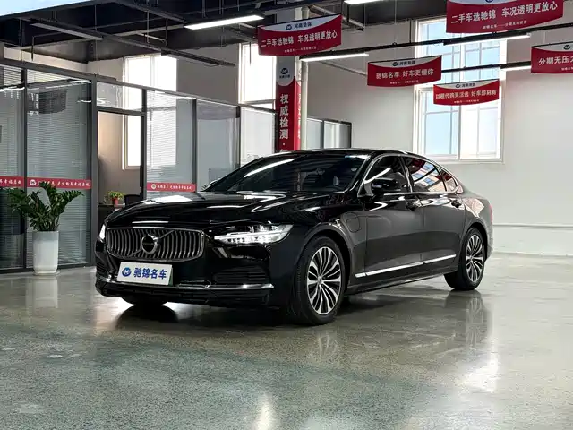 Volvo Volvo S90 Plug-In Hybrid Volvo S90 Plug-In Hybrid 2024 Plug-In Hybrid Four-Wheel Drive Long Range Zhiyi Luxury Version — фото
