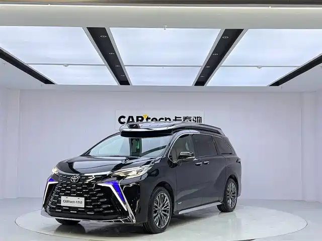 Toyota Gravia Grevia 2024 2.5l Hybrid Comfort Edition