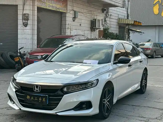 Honda Accord Accord 2022 260turbo Magic Night Premium Edition — фото