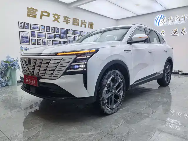 Chang'An Changan Cs75plus Changan Cs75 Plus 2025 Fourth Generation 1.5t New Blue Whale Smart Whale Joy Edition — фото