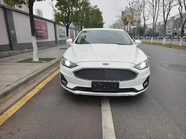 Ford Mondeo Mondeo 2018 Ecoboost 180 Luxury — фото