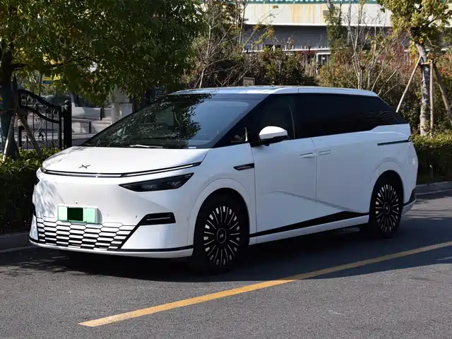 Xiaopeng Xpeng X9 Xpeng X9 2025 Model 740 Ultra-Long Battery Life Max — фото