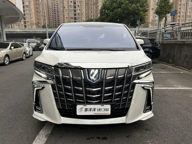 Toyota Elfa Alfa 2018 3.5l Premium Edition — фото