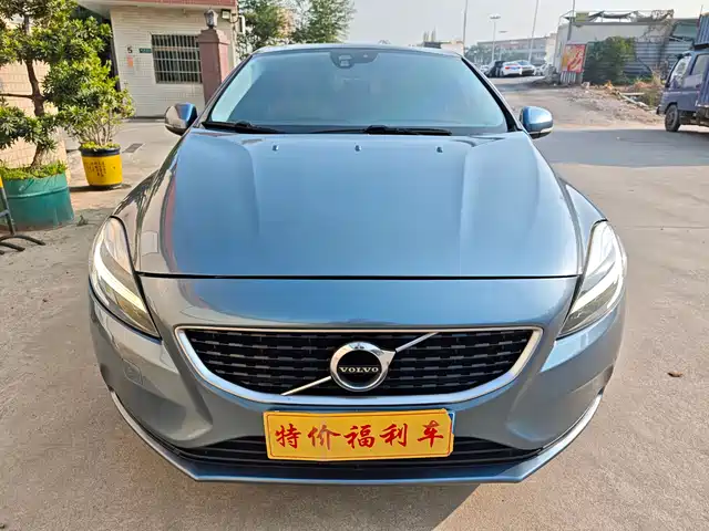 Volvo Volvo V40 Volvo V40 2017 T3 Zhiyi Edition — фото