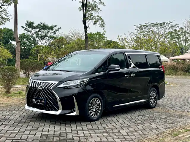 Toyota Elfa Alfa 2018 3.5l Deluxe Edition