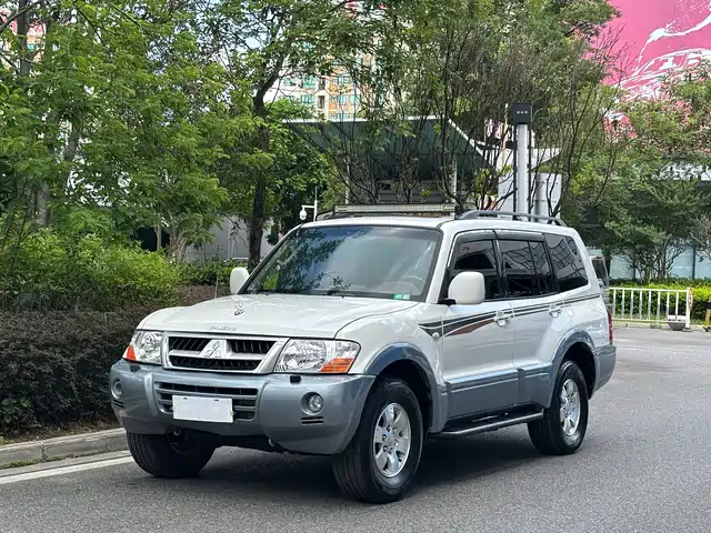 Mitsubishi Pajero Pajero 2006 3.0l At Gls