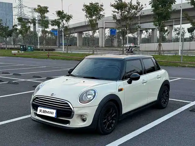 Mini Mini Mini 2016 1.5t Cooper Five-Door Version — фото