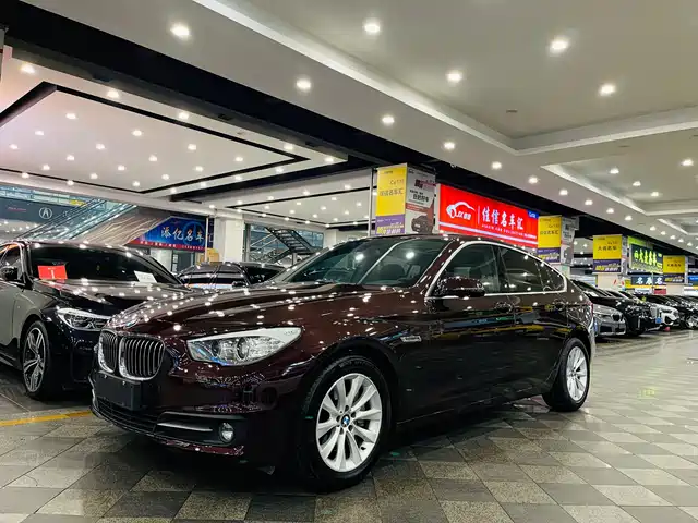 Bmw Bmw 5 Series Gt Bmw 5 Series Gt 2015 528i Leading Model — фото