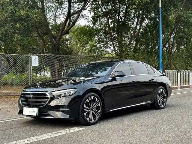 Mercedes-Benz Mercedes-Benz E-Class New Energy Mercedes-Benz E-Class New Energy 2024 E 350 E L Plug-In Hybrid Sedan — фото