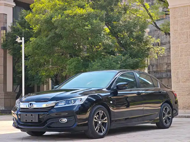 Honda Accord Accord 2016 2.0l Comfort Edition — фото