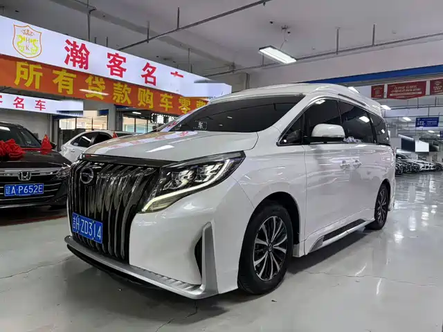 Gac Trumpchi Trumpchi M8 Trumpchi M8 2023 Lingxiu Series 390t Deluxe Edition — фото