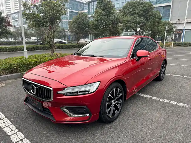 Volvo Volvo S60 Volvo S60 2021 T4 Zhiyi Luxury Edition