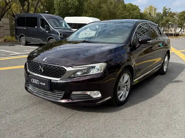 Ds Ds 5ls Ds 5ls 2015 1.6t Fashion Edition Thp160 — фото