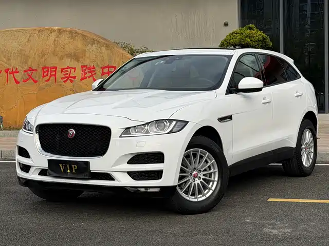 Jaguar Jaguar F-Pace Jaguar F-Pace 2018 2.0t Two-Wheel Drive Urban Exclusive Edition — фото