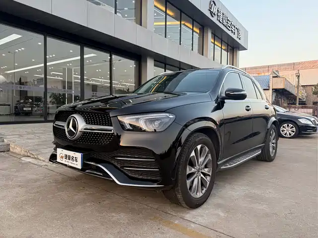 Mercedes-Benz Mercedes-Benz Gle Mercedes-Benz Gle 2023 Gle 350 4matic Fashion Model — фото
