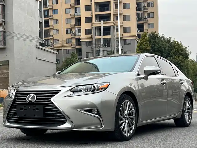 Lexus Lexus Es Lexus Es 2017 200 30th Anniversary Edition — фото