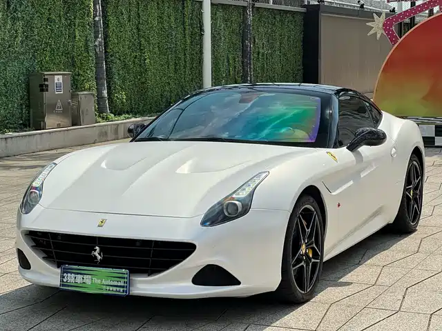 Ferrari California T California T 2015 3.9t Standard Model — фото