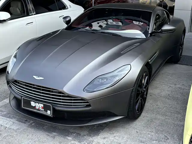 Aston Martin Aston Martin Db11 Aston Martin Db11 2022 4.0t V8 Coupe
