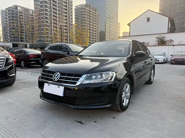 Roewe Roewe I6 Roewe I6 2018 20t Automatic Internet Smart Edition — фото
