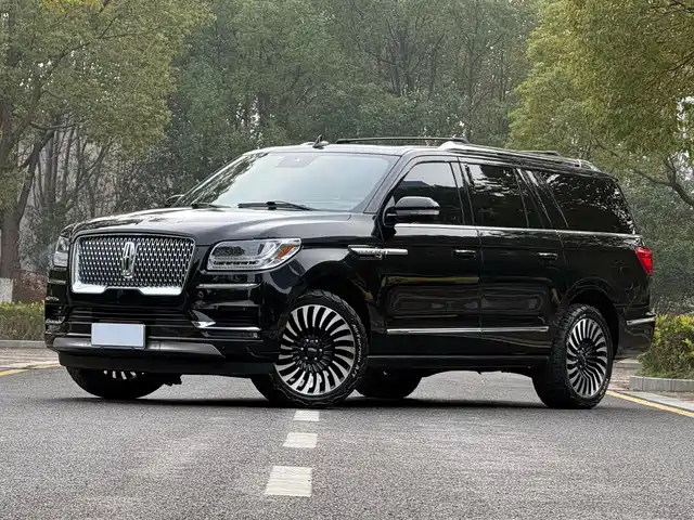 Lincoln Pilot Navigator 2022 3.5t Long Axis Presidential Edition