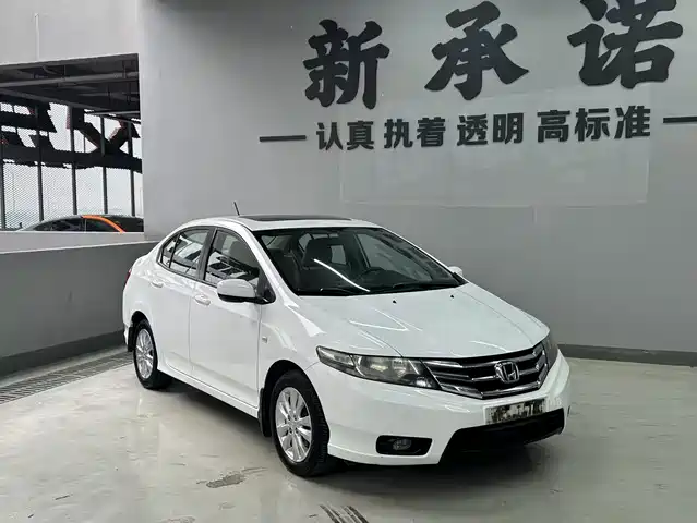 Honda Avant-Garde Classic Fengfan Classic 2012 1.5l Automatic Elite Edition — фото