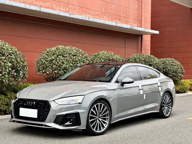Audi Audi A5 (Imported) Audi A5 Imported 2021 Sportback 40 Tfsi Fashionable And Dynamic — фото