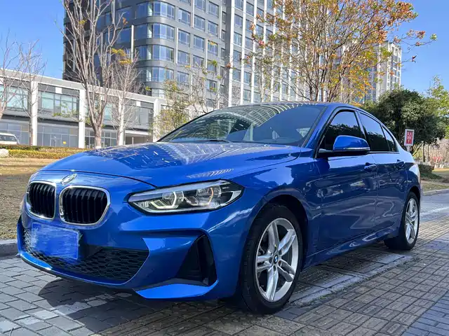 Bmw Bmw 1 Series Bmw 1 Series 2019 118i M Sports Package — фото
