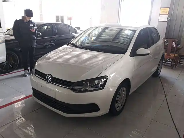 Volkswagen Polo Polo 2018 1.5l Automatic Safe Driving Model — фото