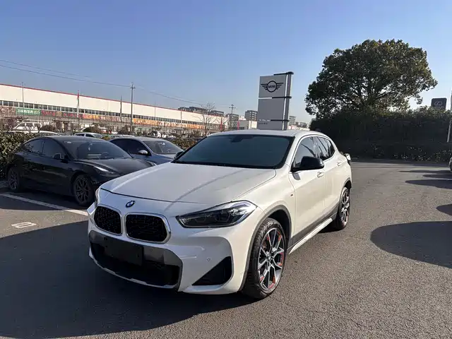 Bmw Bmw X2 Bmw X2 2022 Sdrive25i Night Edition