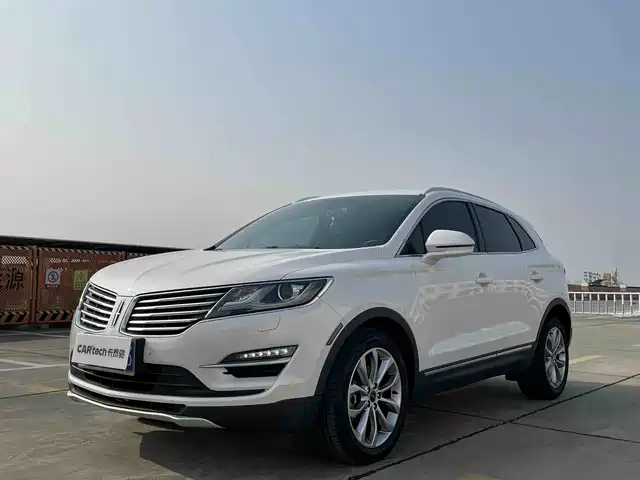 Lincoln Lincoln Mkc Lincoln Mkc 2017 2.0t Two-Wheel Drive Premium Edition — фото